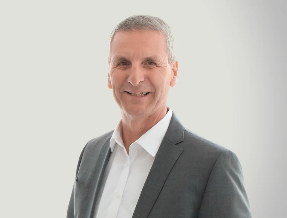 Webdesign Referenz von SPOTSTONE für Dr. Walter Tschinkel